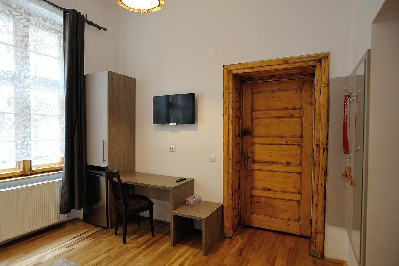 Dinicu Residence - Central Location Braşov Esterno foto